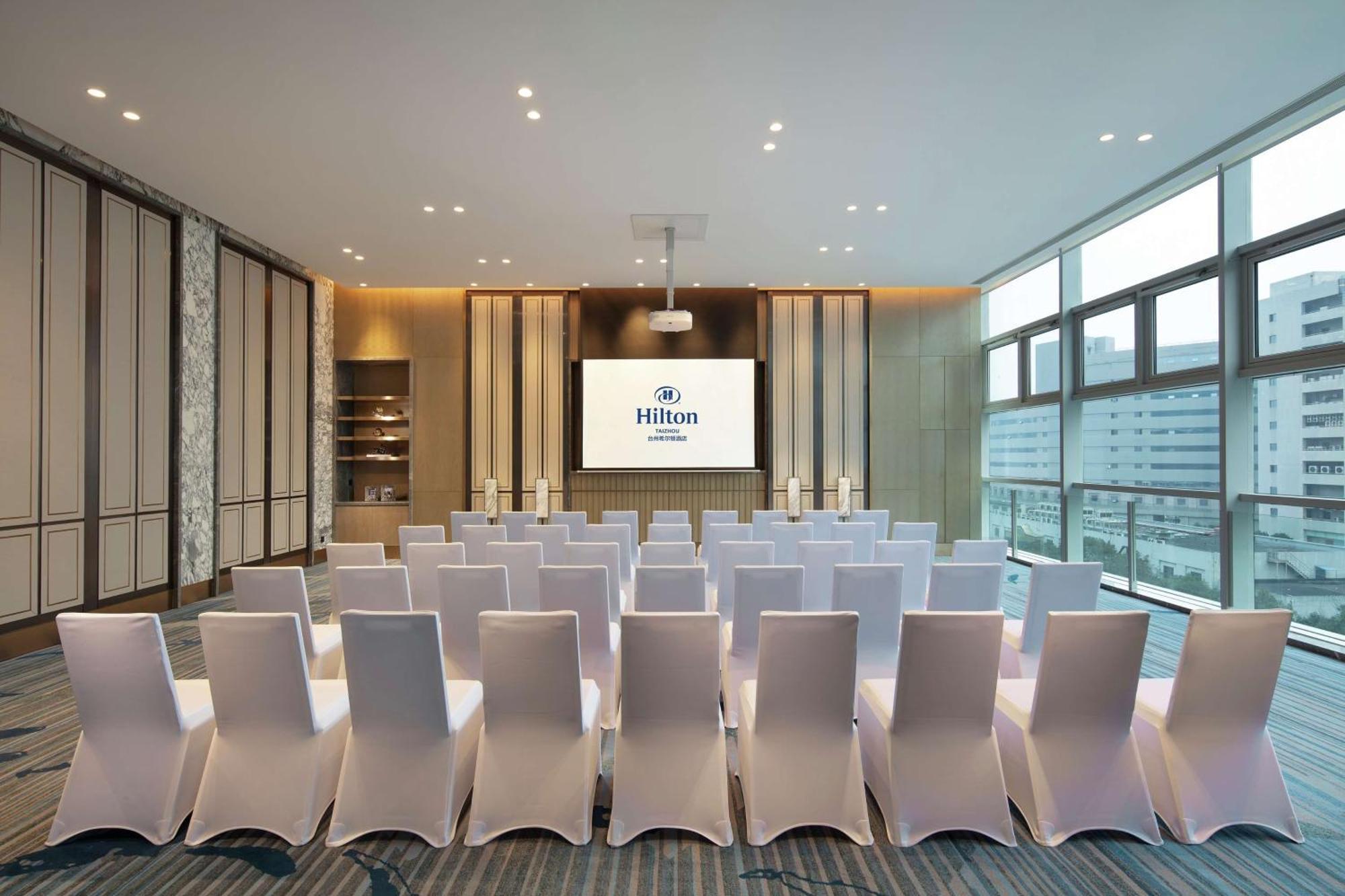 Hilton Taizhou Hotel Taizhou  Bagian luar foto